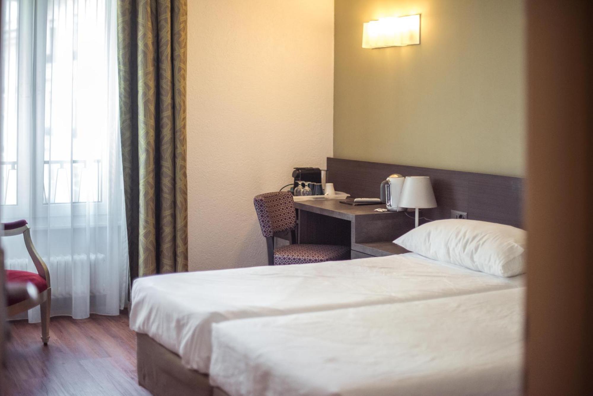 Hotel Montana Genève Rom bilde